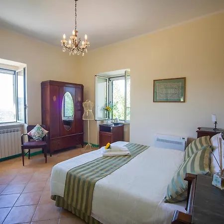 Bed and Breakfast La Residenza Torchiara