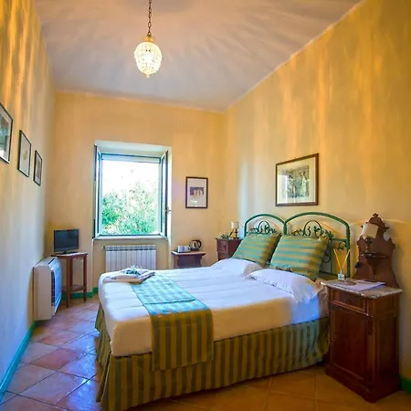 Nocleg ze śniadaniem La Residenza Torchiara